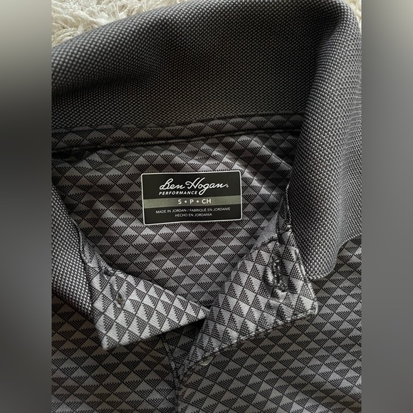 t-shirt - Picture 2 of 3